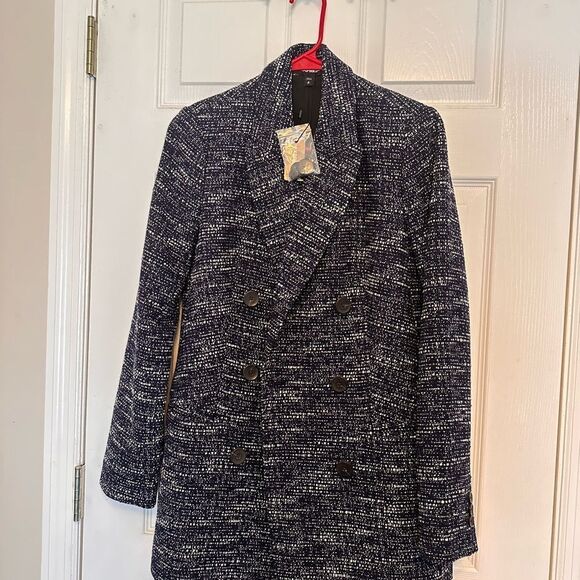 Express Double Breasted Boucle Set - Picture 7 of 14